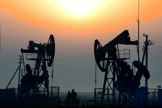  Rusiya hasilatı azaltsa, neftin qiyməti 380 dollar olacaq  