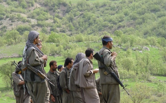  Türkiyə əməliyyatı öncəsi ABŞ PKK-ya silah göndərdi  
