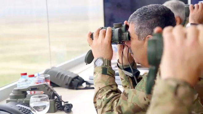  Müdafiə nazirləri birgə təlimi izləyir  