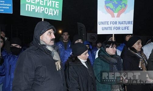  Qarlı hava aksiyaçıların iradəsinə təsir etmir  