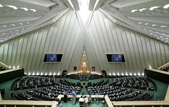  Tehran hansı əsasla Bakıya qarşı çağırış edir?  
