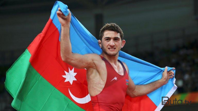  Hacı Əliyev Avropa çempionatında yarımfinala yüksəldi  