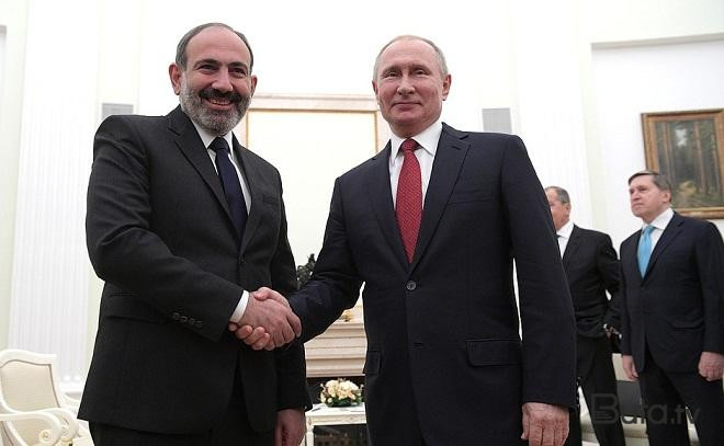  Putinlə Paşinyan danışdı  