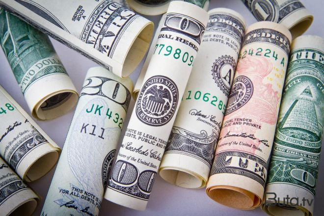  Rusiya dollardan tam imtina etdi - Nazir  