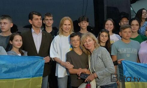  Ukraynalı hərbçilərin övladları Azərbaycana yola salındı  