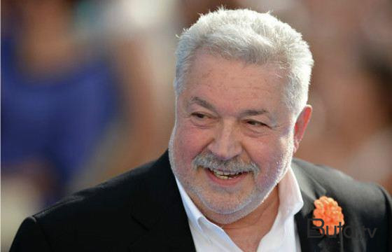  Prezident Yuli Qusmanı təltif etdi  