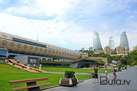  Qərbdə səsimiz niyə zəif çıxır?  