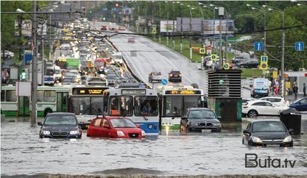  Rusiyada bənd uçdu: bu şəhəri su basdı  