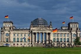  Almaniya Ukraynaya ildə 5 milyard göndərəcək  