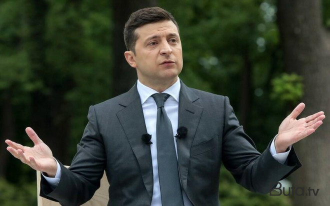  Zelenski kralla görüşdü  