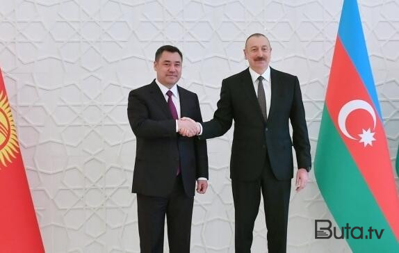  İlham Əliyev Sadır Japarovu təbrik etdi  