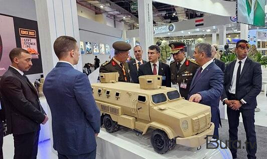  Nazir Misirdə döyüş texnikası nümunələrini izlədi - Foto  