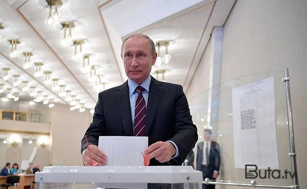 Putin seçkilərdə nə qədər səs alacaq?  