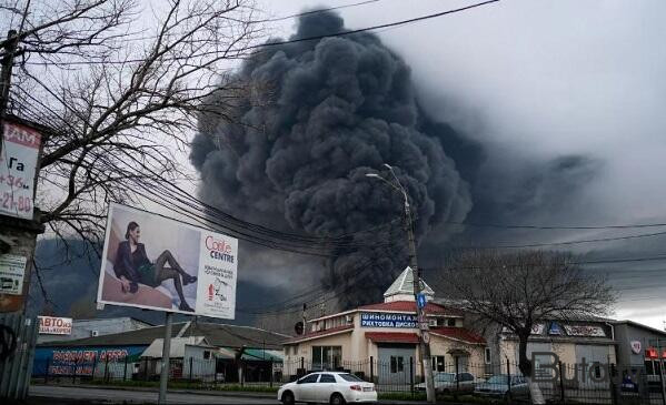  Odessada ardıcıl partlayışlar baş verdi  