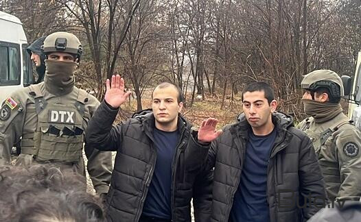  Bir övlad evdə yoxdursa... - Hərbçimizin anası  