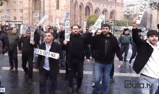  Ermənistanda sürücülər etiraza başladı - Video  