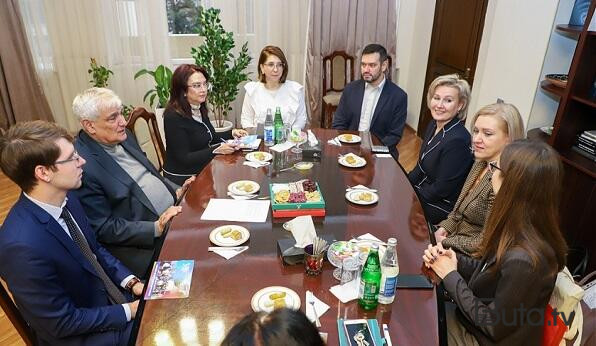  Kamal Abdulla UFU əməkdaşları ilə görüşdü  