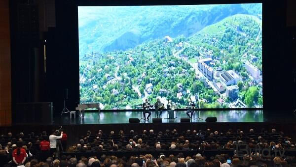  Azərbaycan müəllimlərinin XVI qurultayı başa çatdı  