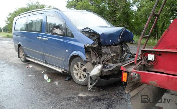  Mikroavtobus yük maşını ilə toqquşdu: 1 ölü, 15 yaralı  