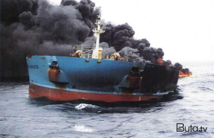  Qara dənizdə yük gəmisi minaya düşdü  