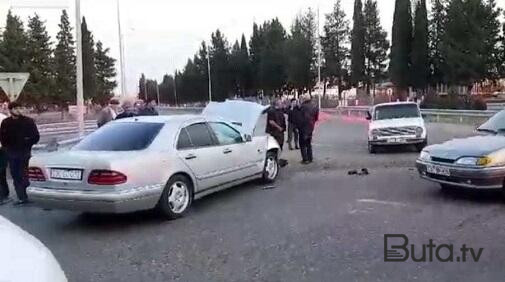  Sumqayıtda zəncirvari qəza: yaralananlar var - Foto  