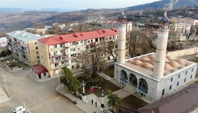  Bu, azad edilmiş ərazilərin bərpasına mane olur - Kərimov  