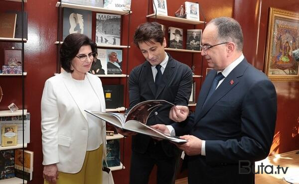  Albaniya lideri Nizami Mərkəzi ilə tanış oldu - Foto  