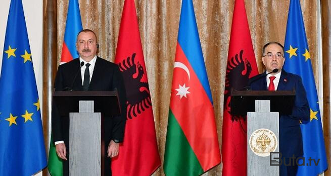  Prezidentlər mətbuata bəyanatlarla çıxış etdilər  
