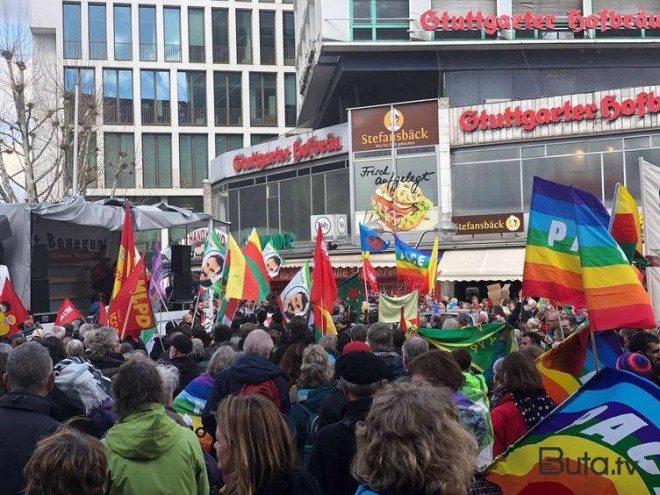  LGBT əleyhdarları səhnəni dağıtdı, gey-festival ləğv edildi  