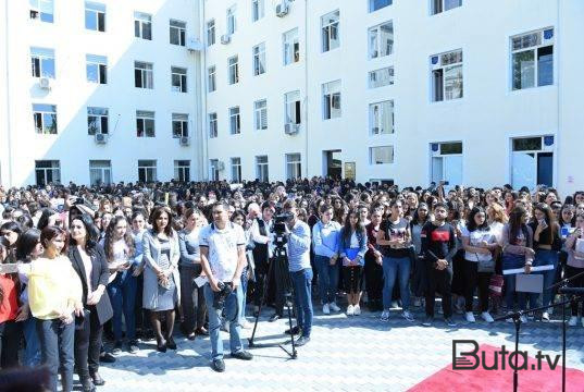  70 yaşlı professor işlədiyi ocağa tüpürür: nələr yazır…  
