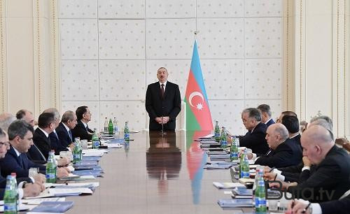  Prezident darmadağın etdi: Nazir nəyi və niyə gizlədir?  