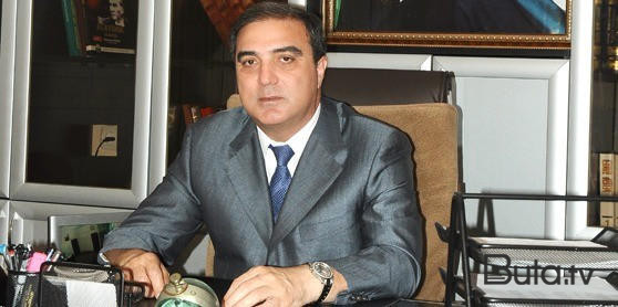  Başçının maşınının qarşısını kəsmək istədi: Həbs edildi  