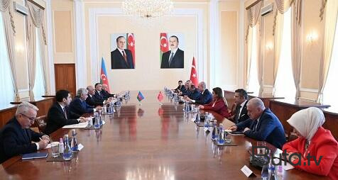  Baş nazir Numan Qurtulmuşla görüşdü - Foto  