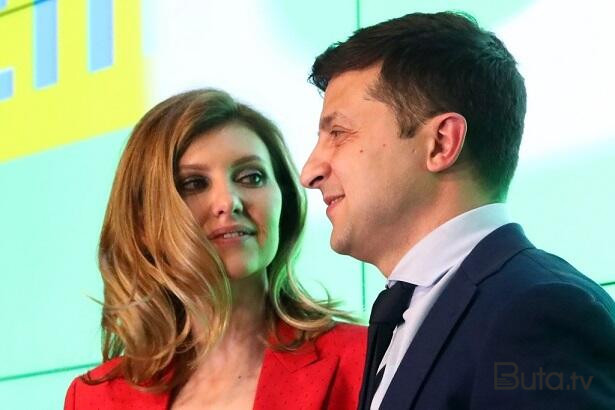  Zelenski Litvanın I xanımını öpdü, Yelena qəzəbləndi - Foto  