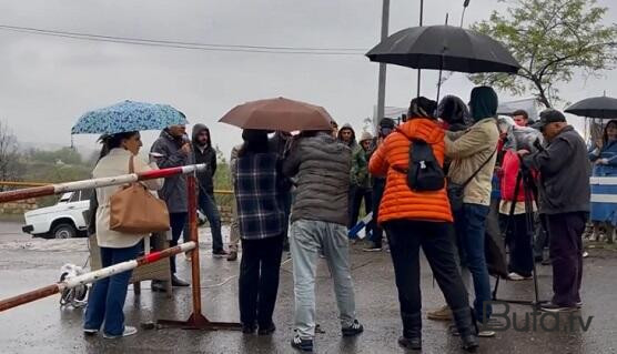  Erməni “uşaqlar” Ağdam yoluna beton düzdü - Video  