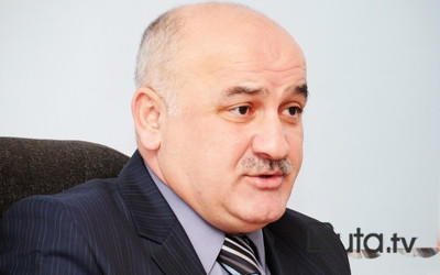  Biabırçılıq: Müsavat 5 min üzv çıxara bilmədi  