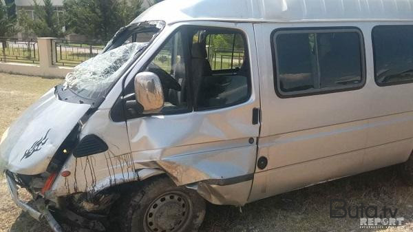  Bakıda şirkət maşını qəza törətdi: ölən var  
