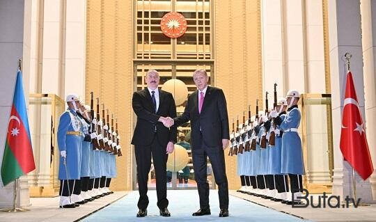  Ərdoğanın ziyafətində Azərbaycan xalq mahnısı - Video  
