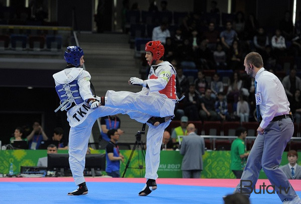  Taekvondoçumuz 1/8 finala yüksəldi  