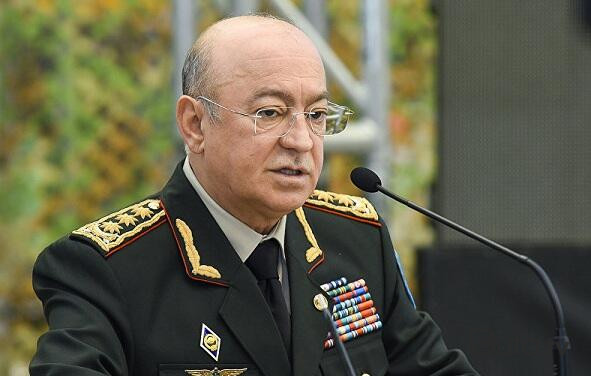 Nazir generalı təqaüdə göndərdi  
