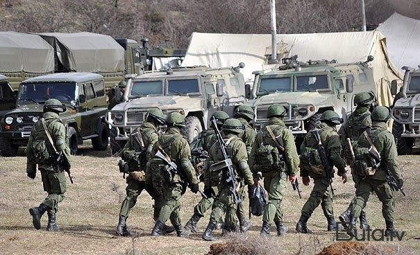  Rus ordusu belə qaçır – Video  