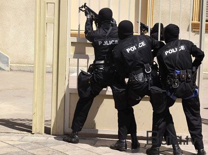 İranda polis mayoru öldürüldü  
