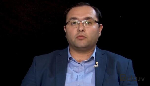  Nazir aparat rəhbərini vəzifəsindən azad etdi  
