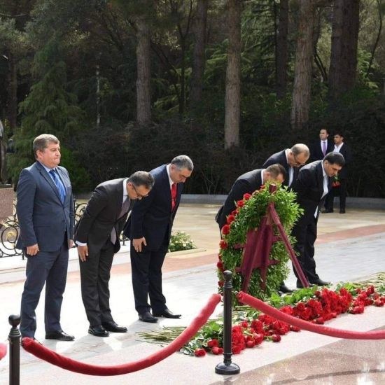  “Erkin Qədirli də ulu öndərin məzarı önündə baş əydi, sadəcə ...“ - Rüfət Quliyev 