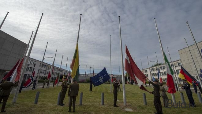  Ukrayna de-fakto NATO üzvüdür: silah və pul...  