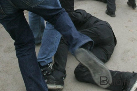  Bakıda kafedən çıxan şəxs döyüldü: pulu əlindən alındı  