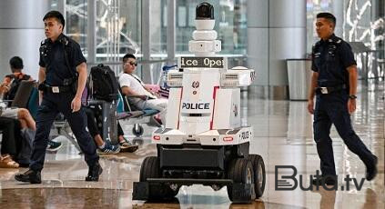  Bu ölkədə robot polislər fəaliyyətə başladı - Foto  
