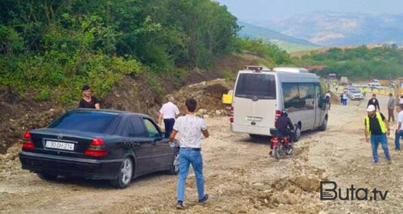  Muğanlı-İsmayıllı yolunda hərəkət qismən bərpa edildi - Foto  