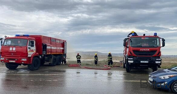  Bakıda magistral kəmərdə qəza: yolu su basdı - Video  