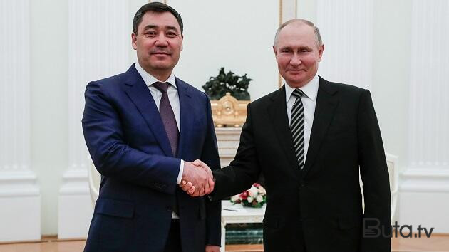  Putin Qırğızıstan prezidenti ilə görüşdü  